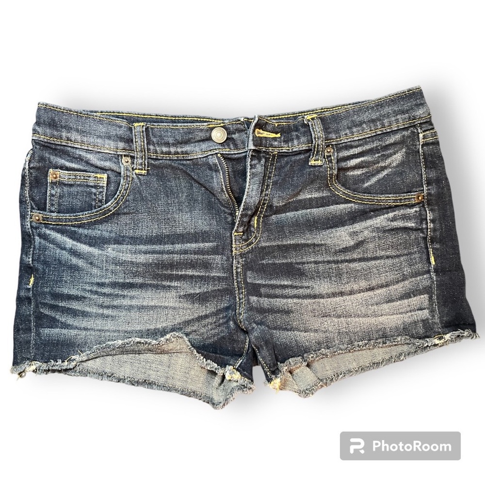 Mossimo boyfriend shorts with stretch